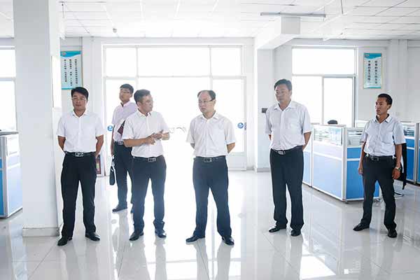 熱烈歡迎工信部電子第五研究所領(lǐng)導(dǎo)蒞臨我集團考察 熱烈歡迎工信部電子第五研究所領(lǐng)導(dǎo)蒞臨我集團考察