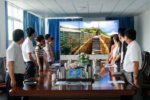 山東中運(yùn)集團(tuán)舉行紀(jì)念建軍89周年座談會(huì) 山東中運(yùn)集團(tuán)舉行紀(jì)念建軍89周年座談會(huì)